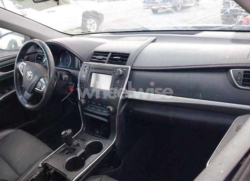 Photo 5 of 2017 Toyota Camry SE (VIN 4T1BF1FK4HU337860)