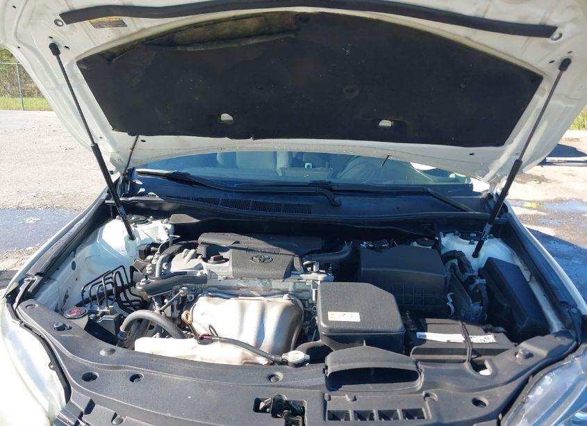 Photo 10 of 2017 Toyota Camry SE (VIN 4T1BF1FK4HU345831)