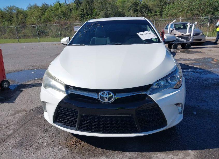 Photo 12 of 2017 Toyota Camry SE (VIN 4T1BF1FK4HU345831)