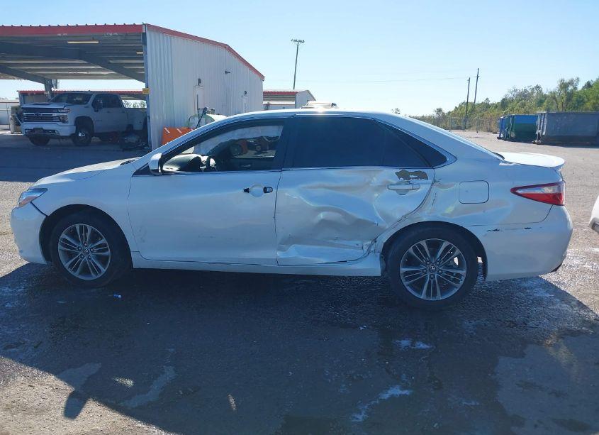 Photo 14 of 2017 Toyota Camry SE (VIN 4T1BF1FK4HU345831)