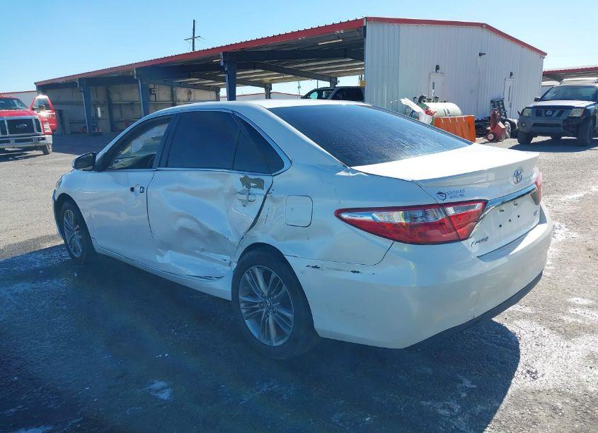 Photo 3 of 2017 Toyota Camry SE (VIN 4T1BF1FK4HU345831)