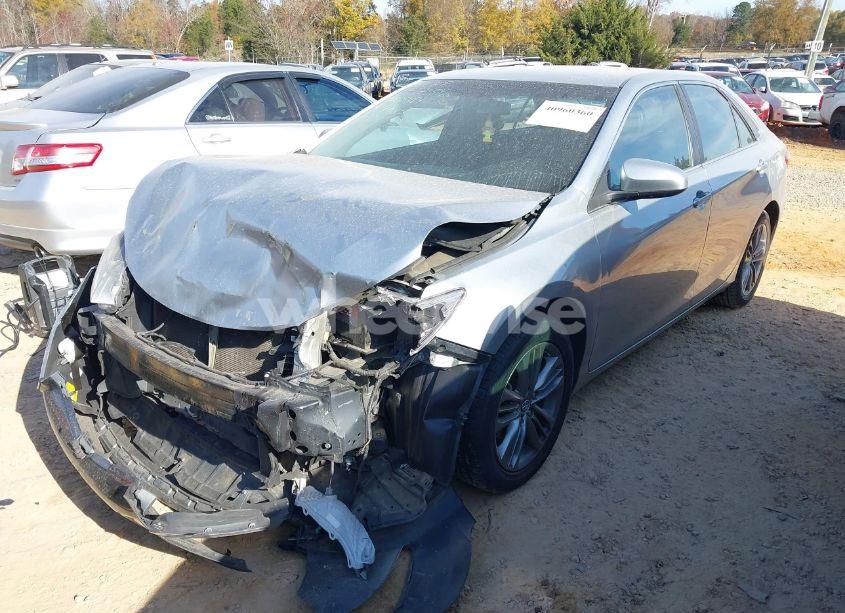 Photo 2 of 2017 Toyota Camry SE (VIN 4T1BF1FK4HU365884)