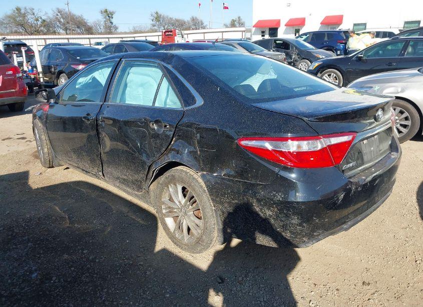 Photo 3 of 2017 Toyota Camry SE (VIN 4T1BF1FK4HU375699)