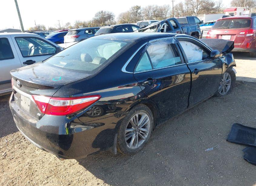 Photo 4 of 2017 Toyota Camry SE (VIN 4T1BF1FK4HU375699)