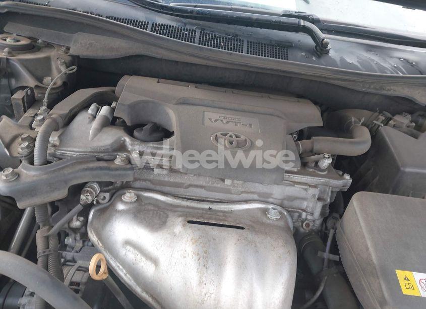 Photo 10 of 2017 Toyota Camry LE (VIN 4T1BF1FK4HU379929)