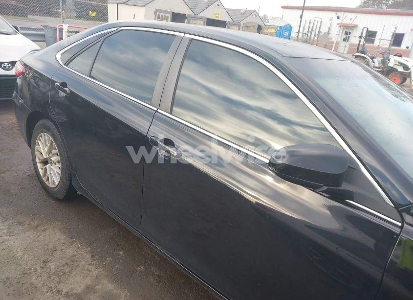 Photo 13 of 2017 Toyota Camry LE (VIN 4T1BF1FK4HU379929)