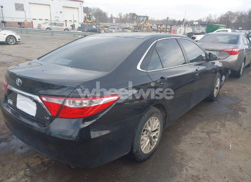 Photo 4 of 2017 Toyota Camry LE (VIN 4T1BF1FK4HU379929)