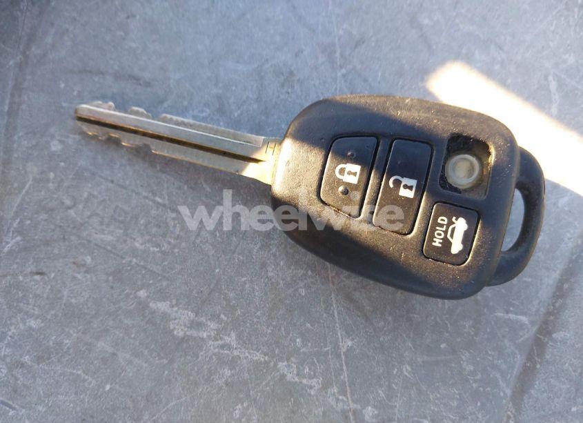 Photo 11 of 2017 Toyota Camry SE (VIN 4T1BF1FK4HU404361)