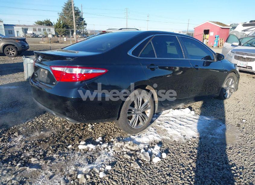 Photo 4 of 2017 Toyota Camry SE (VIN 4T1BF1FK4HU404361)