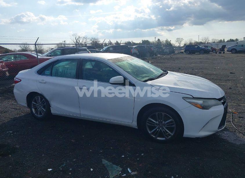 Photo 13 of 2017 Toyota Camry SE (VIN 4T1BF1FK4HU415893)