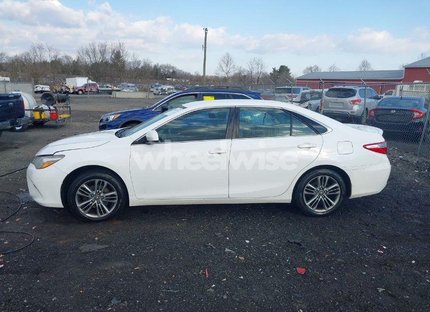 Photo 14 of 2017 Toyota Camry SE (VIN 4T1BF1FK4HU415893)