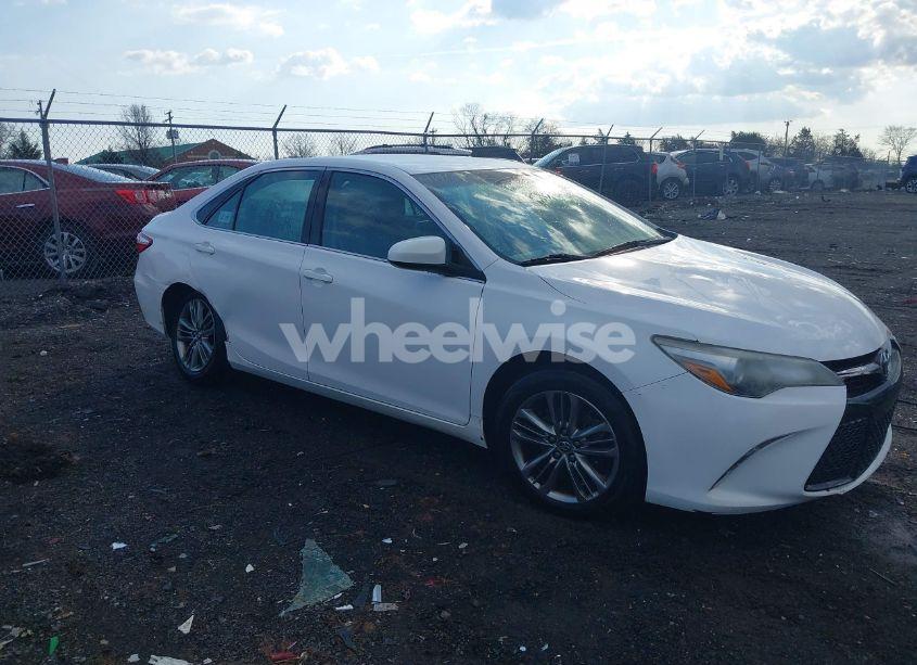 Photo 6 of 2017 Toyota Camry SE (VIN 4T1BF1FK4HU415893)