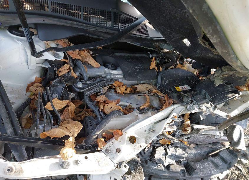 Photo 10 of 2017 Toyota Camry SE (VIN 4T1BF1FK4HU426070)