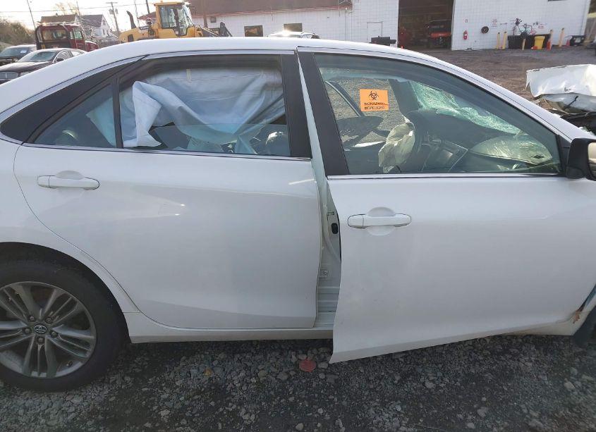 Photo 12 of 2017 Toyota Camry SE (VIN 4T1BF1FK4HU426070)