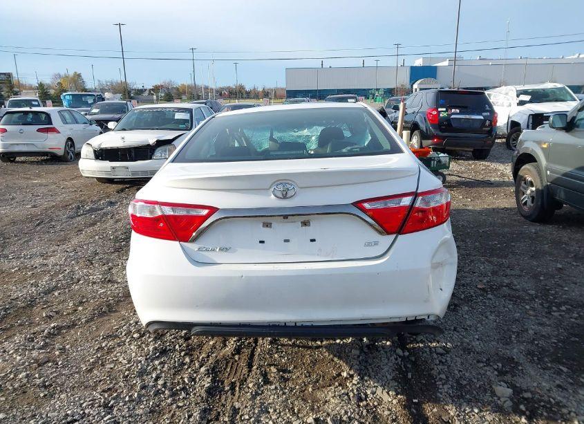 Photo 15 of 2017 Toyota Camry SE (VIN 4T1BF1FK4HU426070)