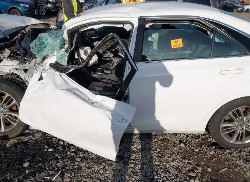 Photo 6 of 2017 Toyota Camry SE (VIN 4T1BF1FK4HU426070)