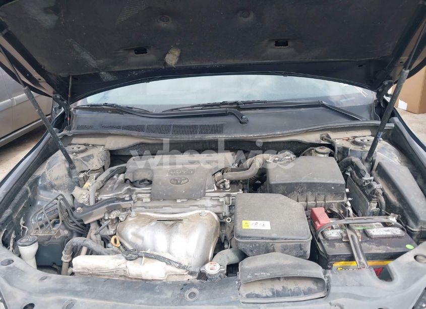 Photo 10 of 2017 Toyota Camry LE (VIN 4T1BF1FK4HU441880)