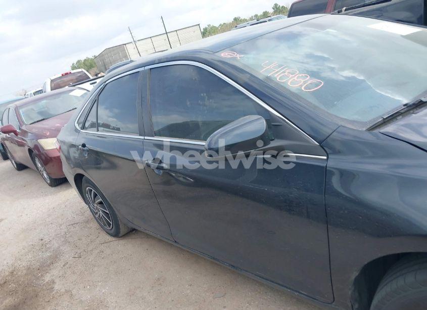 Photo 13 of 2017 Toyota Camry LE (VIN 4T1BF1FK4HU441880)