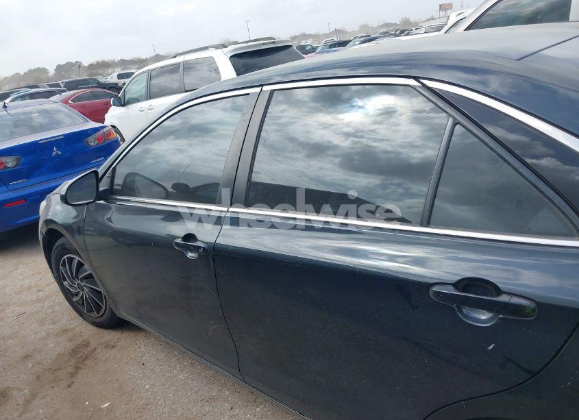 Photo 14 of 2017 Toyota Camry LE (VIN 4T1BF1FK4HU441880)