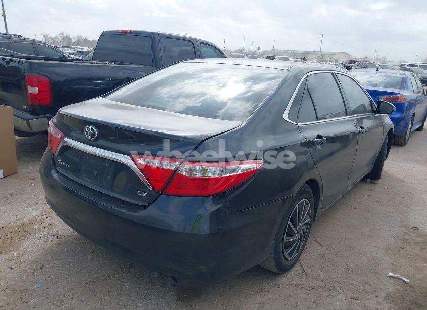 Photo 4 of 2017 Toyota Camry LE (VIN 4T1BF1FK4HU441880)