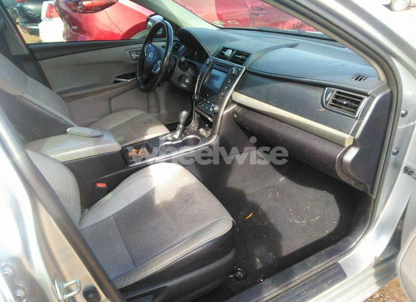 Photo 5 of 2017 Toyota Camry SE (VIN 4T1BF1FK4HU445248)