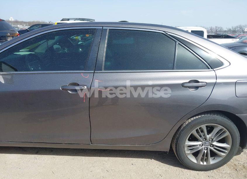 Photo 14 of 2017 Toyota Camry SE (VIN 4T1BF1FK4HU450336)