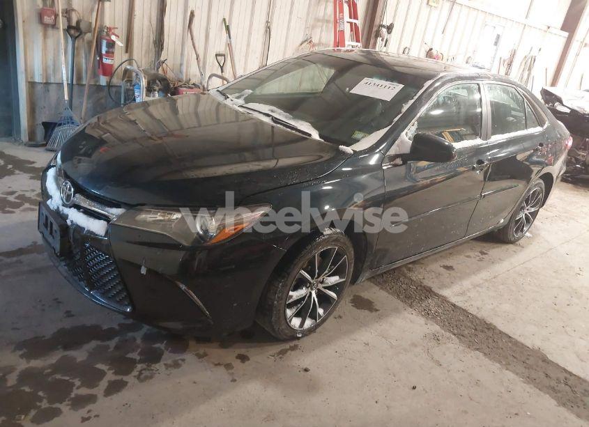 Photo 2 of 2017 Toyota Camry XSE (VIN 4T1BF1FK4HU621103)