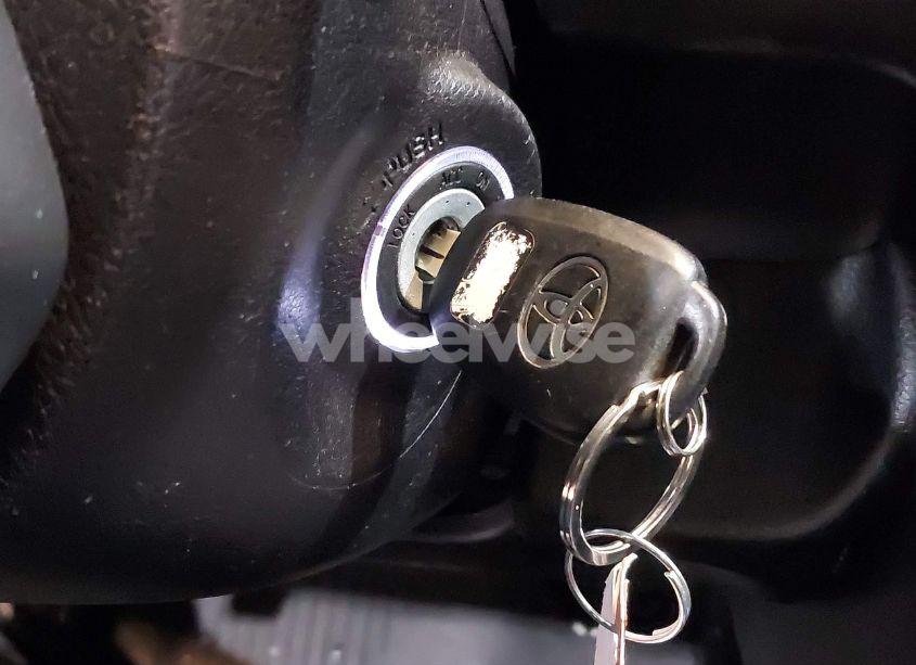 Photo 11 of 2017 Toyota Camry LE (VIN 4T1BF1FK4HU661973)