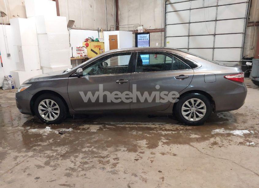 Photo 14 of 2017 Toyota Camry LE (VIN 4T1BF1FK4HU661973)