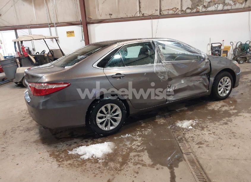 Photo 4 of 2017 Toyota Camry LE (VIN 4T1BF1FK4HU661973)