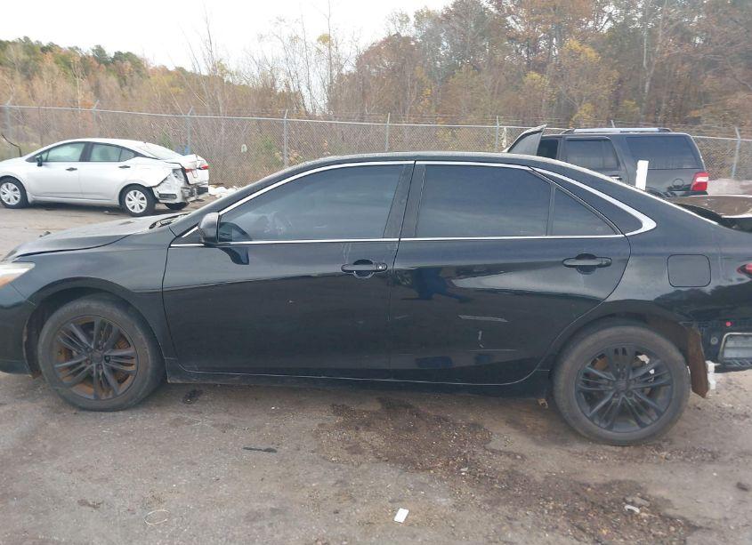 Photo 15 of 2017 Toyota Camry SE (VIN 4T1BF1FK4HU673654)