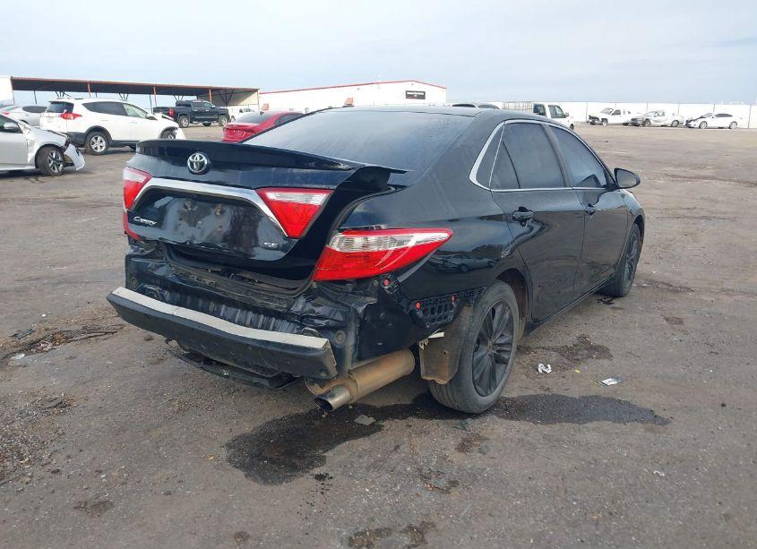 Photo 4 of 2017 Toyota Camry SE (VIN 4T1BF1FK4HU673654)