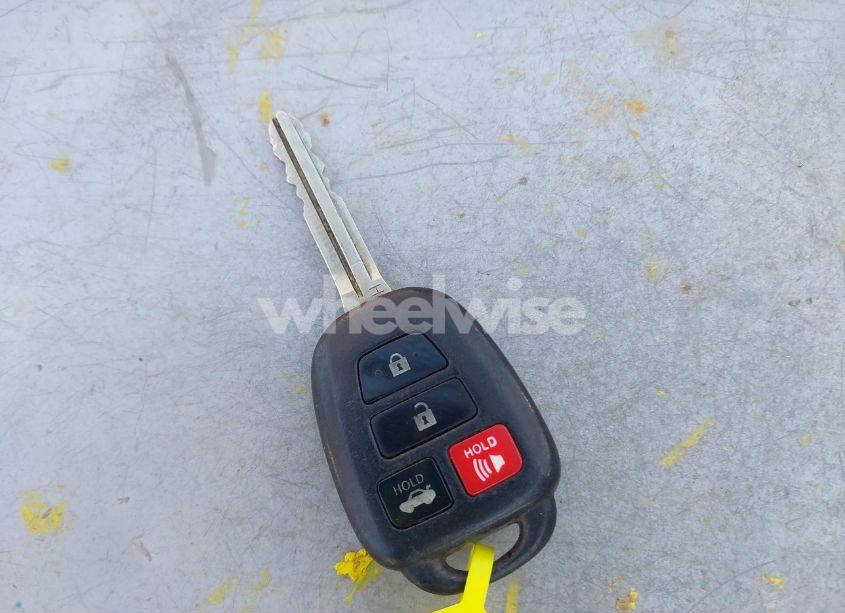 Photo 11 of 2017 Toyota Camry SE (VIN 4T1BF1FK4HU680023)