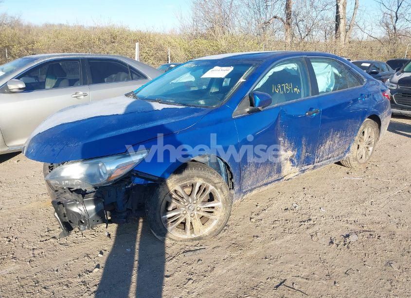 Photo 2 of 2017 Toyota Camry SE (VIN 4T1BF1FK4HU680023)