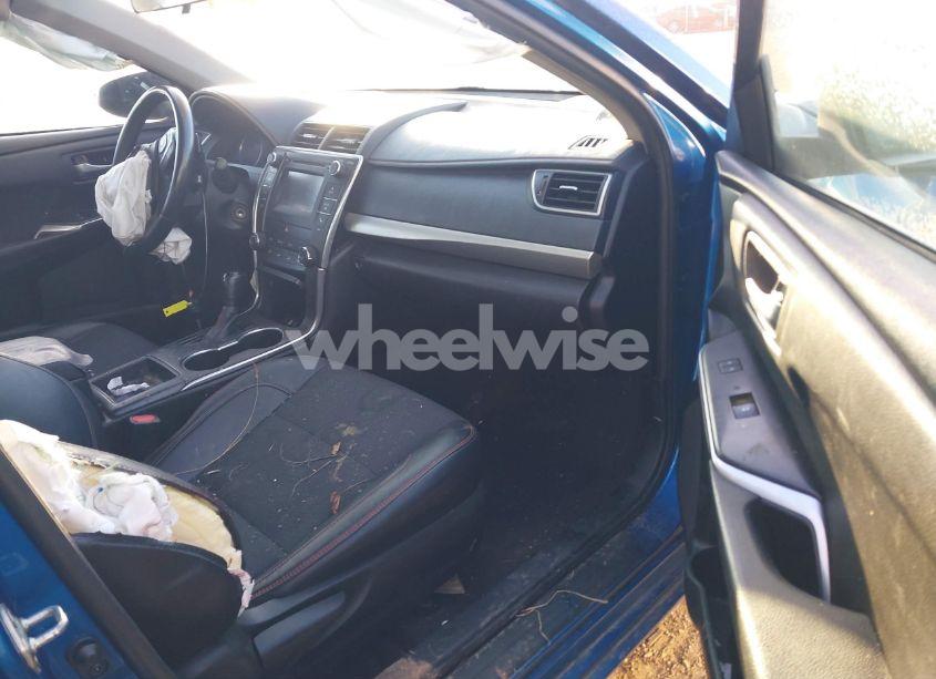 Photo 5 of 2017 Toyota Camry SE (VIN 4T1BF1FK4HU680023)