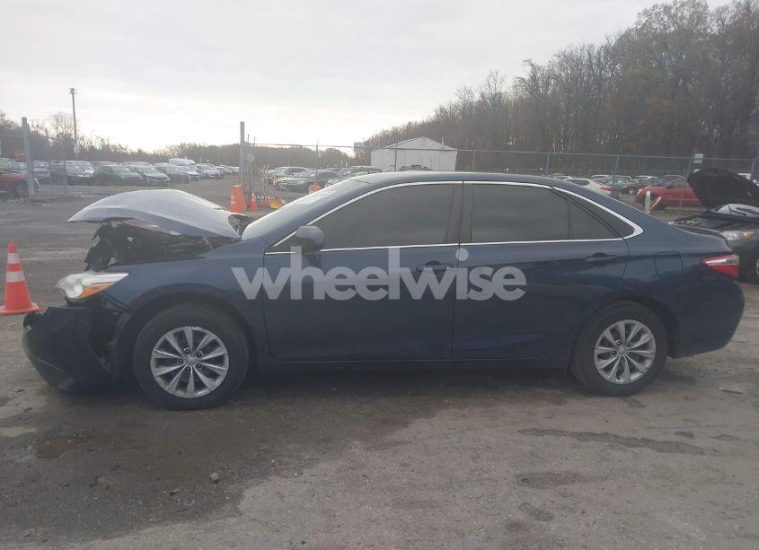 Photo 14 of 2017 Toyota Camry LE (VIN 4T1BF1FK4HU680877)