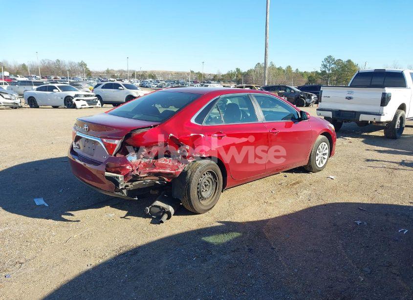 Photo 4 of 2017 Toyota Camry LE (VIN 4T1BF1FK4HU687571)