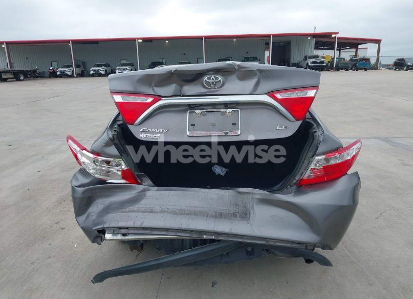 Photo 16 of 2017 Toyota Camry LE (VIN 4T1BF1FK4HU694648)