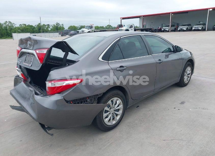 Photo 4 of 2017 Toyota Camry LE (VIN 4T1BF1FK4HU694648)