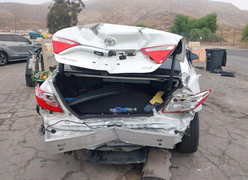 Photo 16 of 2017 Toyota Camry XLE (VIN 4T1BF1FK4HU697260)