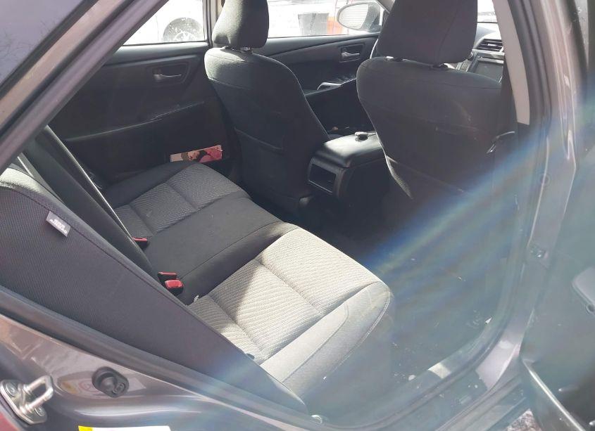 Photo 8 of 2017 Toyota Camry LE (VIN 4T1BF1FK4HU704952)