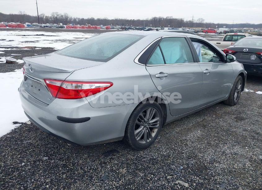 Photo 4 of 2017 Toyota Camry SE (VIN 4T1BF1FK4HU706328)