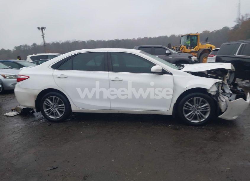 Photo 13 of 2017 Toyota Camry SE (VIN 4T1BF1FK4HU706927)