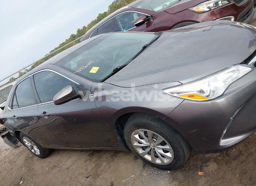 Photo 14 of 2017 Toyota Camry LE (VIN 4T1BF1FK4HU711786)