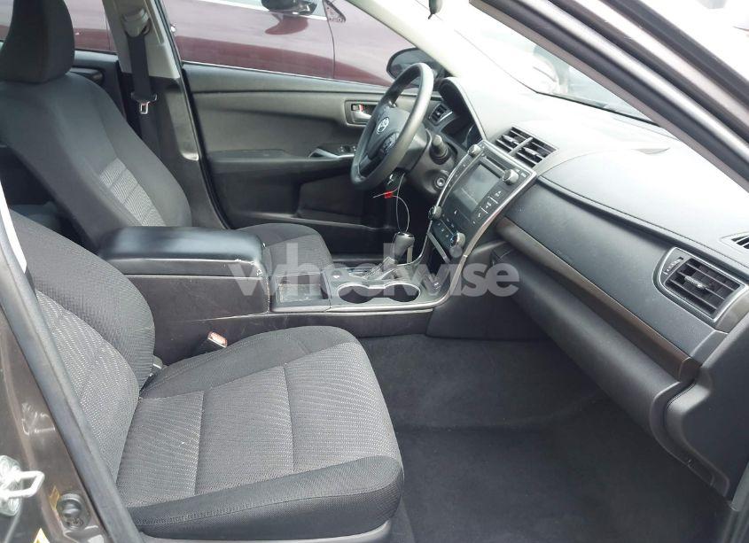 Photo 5 of 2017 Toyota Camry LE (VIN 4T1BF1FK4HU711786)