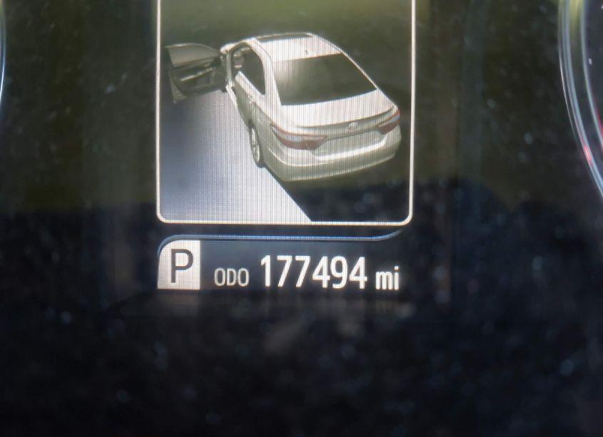 Photo 16 of 2017 Toyota Camry SE (VIN 4T1BF1FK4HU718737)