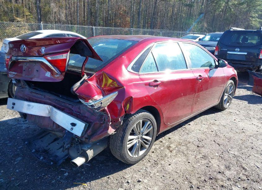 Photo 4 of 2017 Toyota Camry SE (VIN 4T1BF1FK4HU718737)