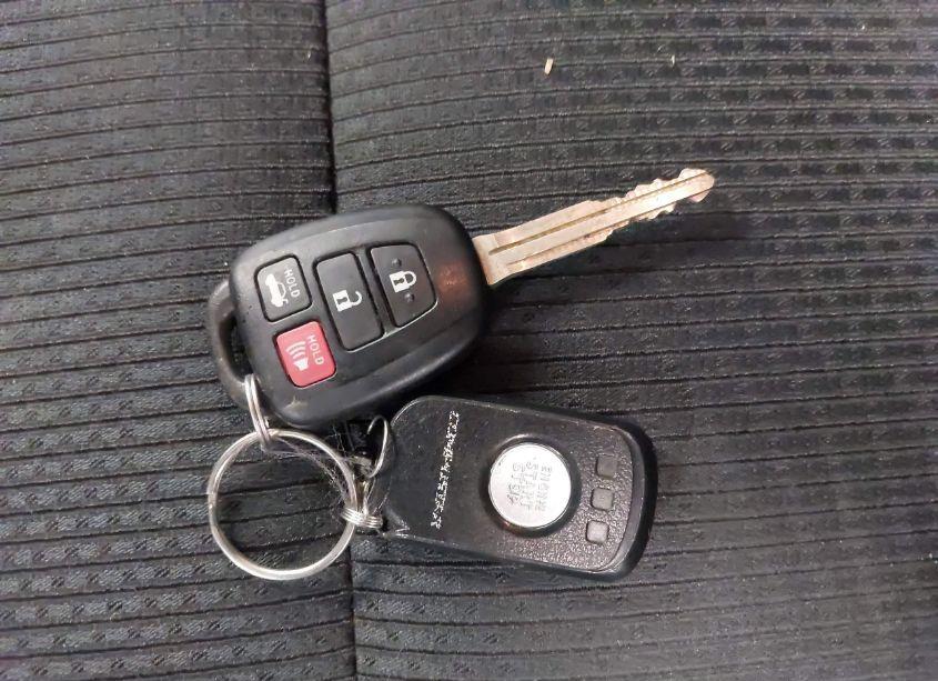 Photo 11 of 2017 Toyota Camry SE (VIN 4T1BF1FK4HU723632)