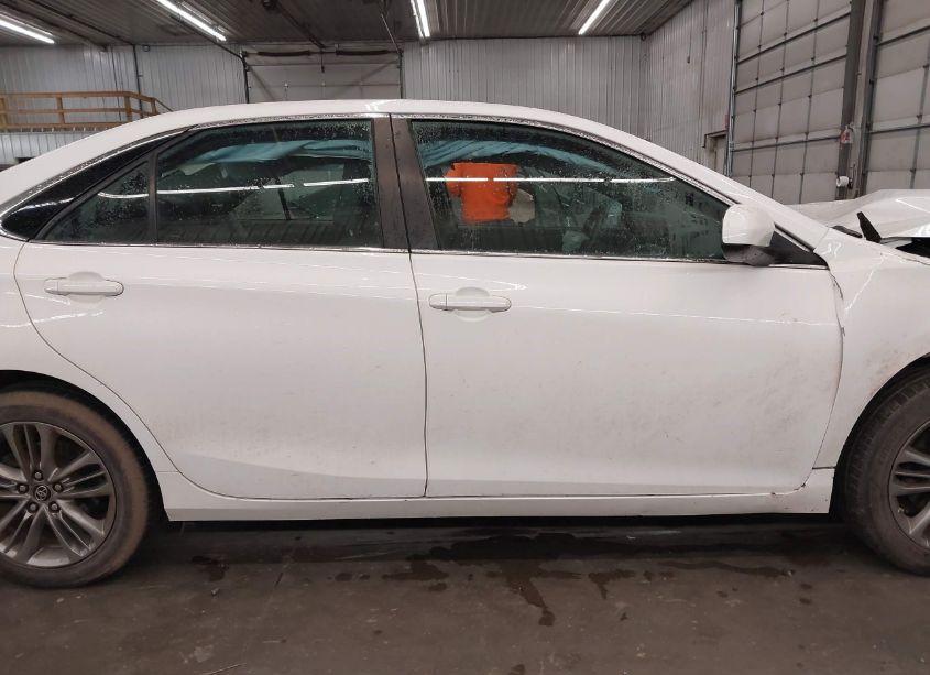 Photo 14 of 2017 Toyota Camry SE (VIN 4T1BF1FK4HU723632)