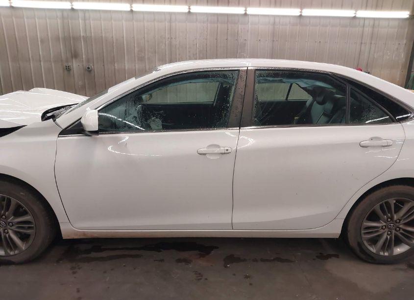 Photo 15 of 2017 Toyota Camry SE (VIN 4T1BF1FK4HU723632)